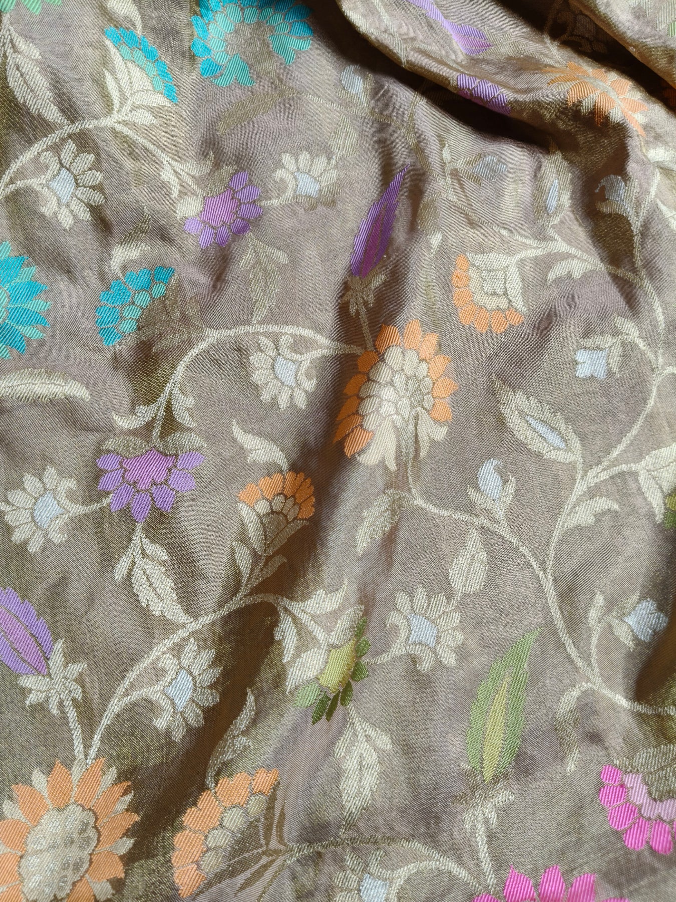 BIEGE TISSUE SILK PURE HANDLOOM BANARASI SAREE