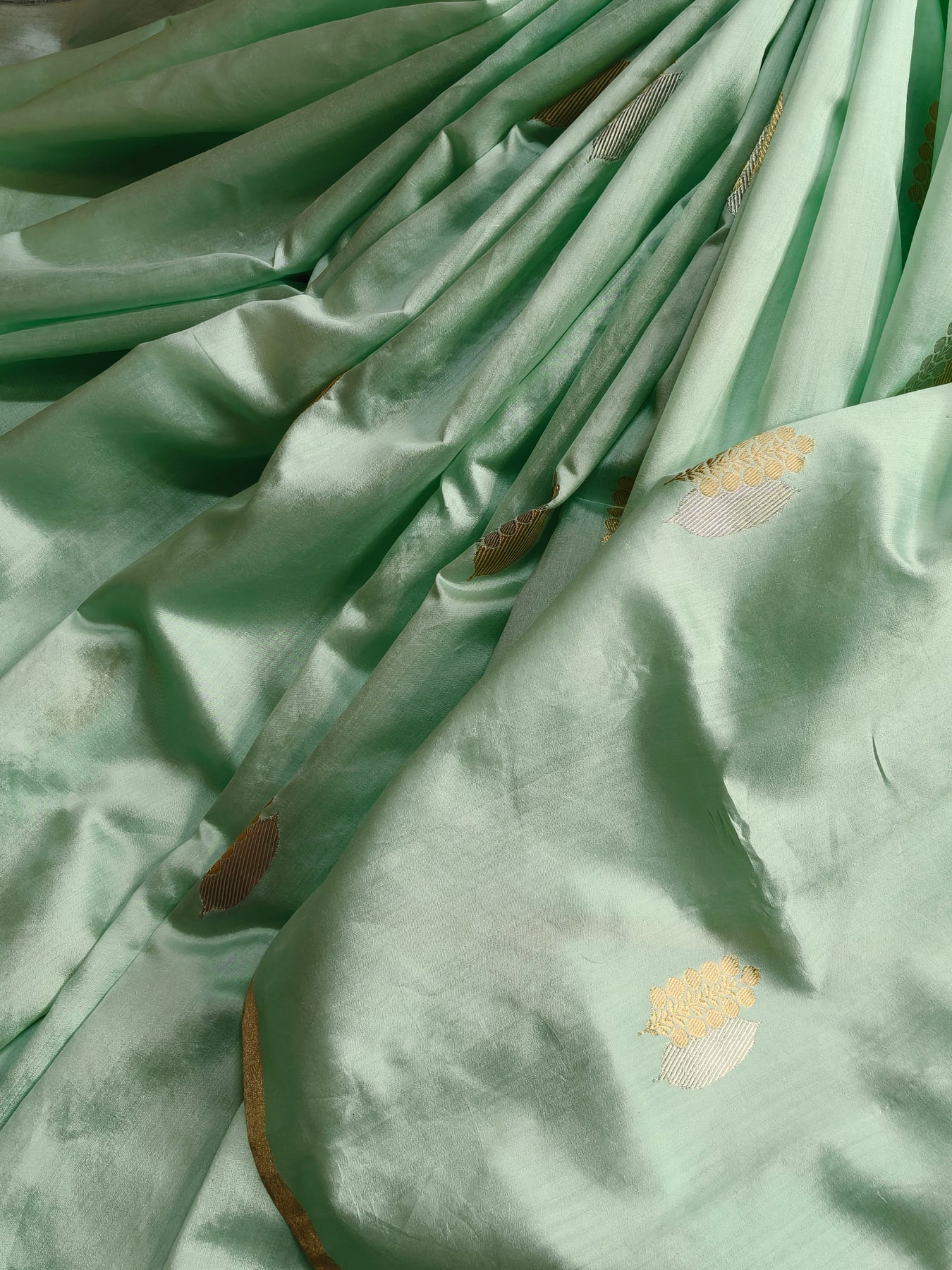 ICE BLUE CHINIYA SILK PURE HANDLOOM BANARSAI SAREE