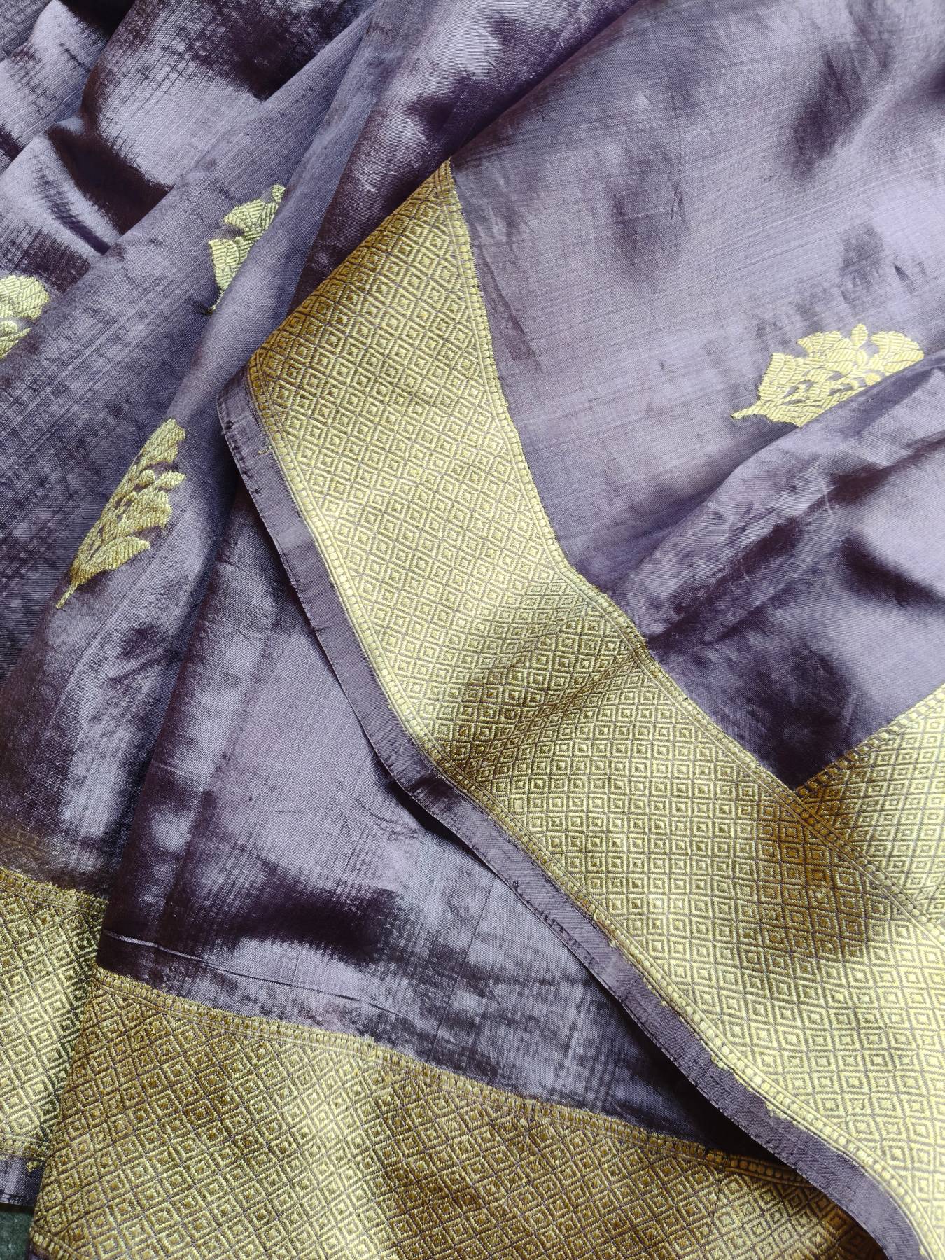 MAUVE CHINIYA SILK PURE HANDLOOM BANARASI SAREE