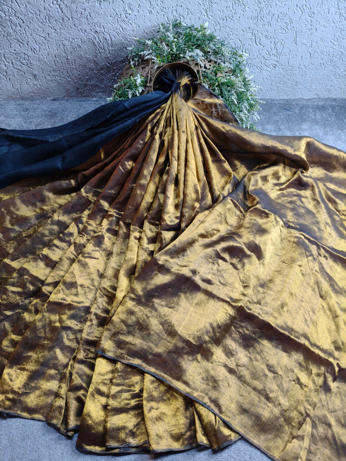 NAVY BLUE TWILL TISSUE PURE HANDLOOM METALLIC SAREE