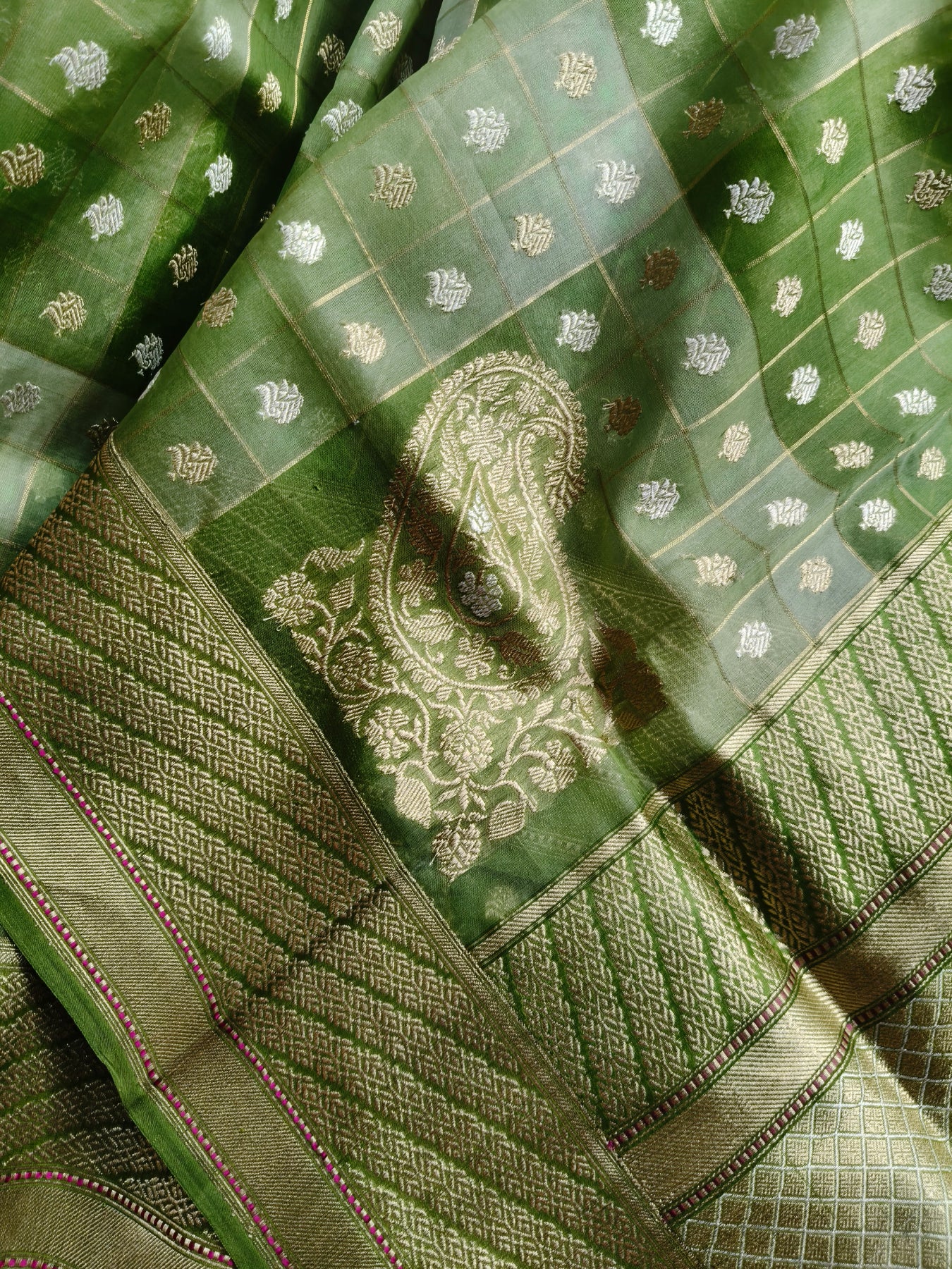 GREEN KORA COTTON REAL JARI  PURE HANDLOOM BANARASI SAREE