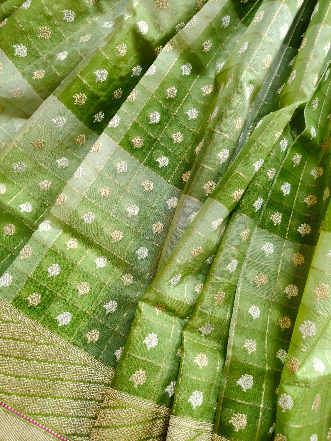 GREEN KORA COTTON REAL JARI  PURE HANDLOOM BANARASI SAREE