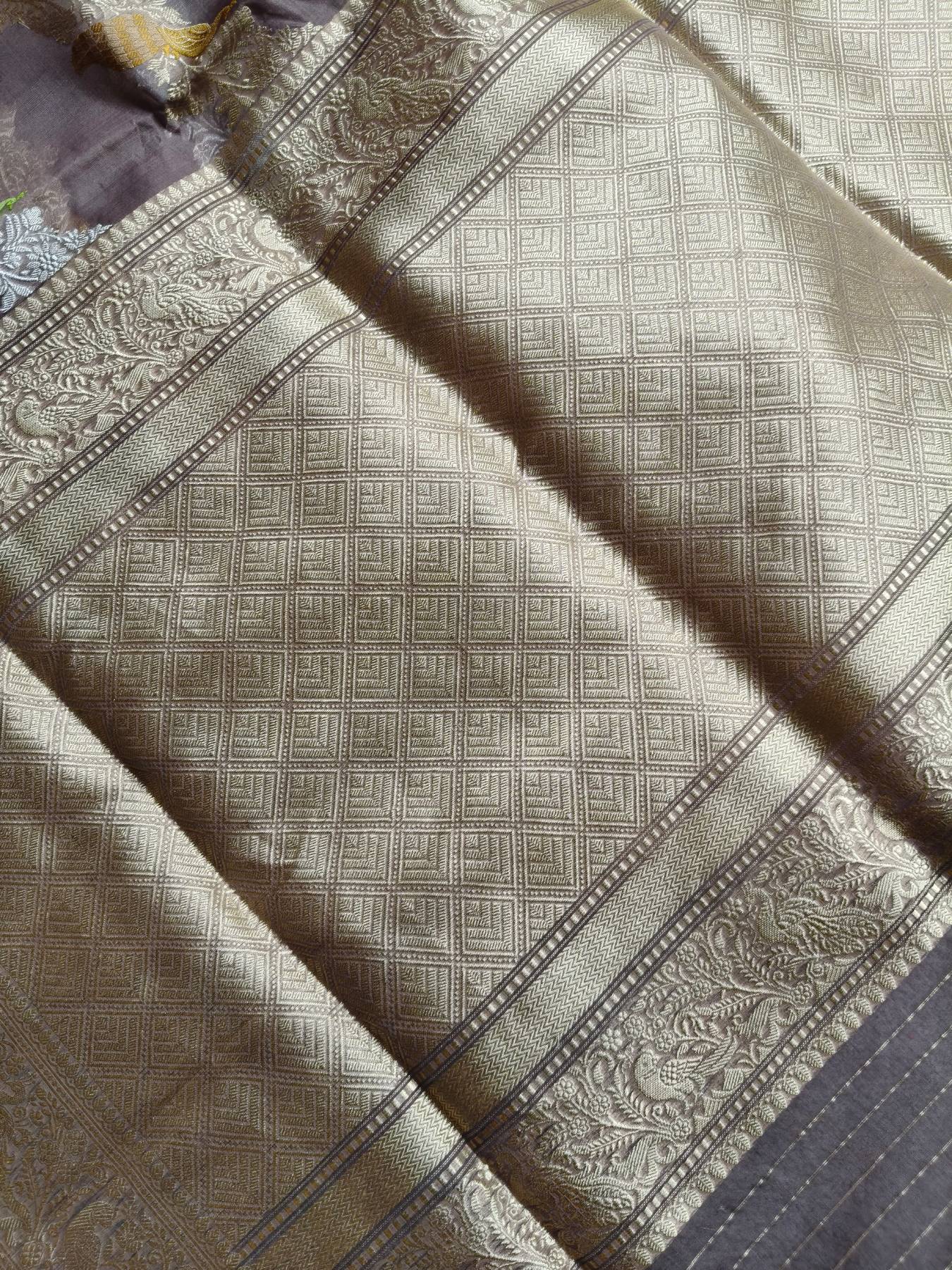 MAUVE KORA PURE HANDLOOM BANARASI SAREE