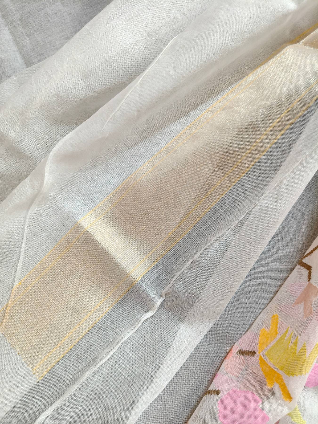 WHITE COTTON PURE HANDLOOM BANARASI SAREE