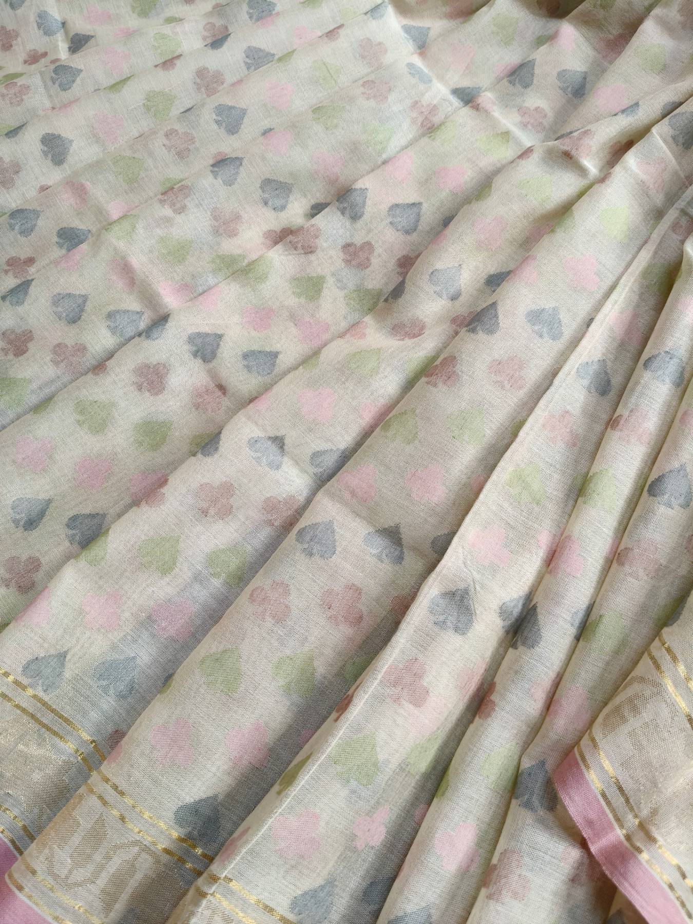 PEARL WHITE COTTON PURE HANDLOOM BANARASI SAREE