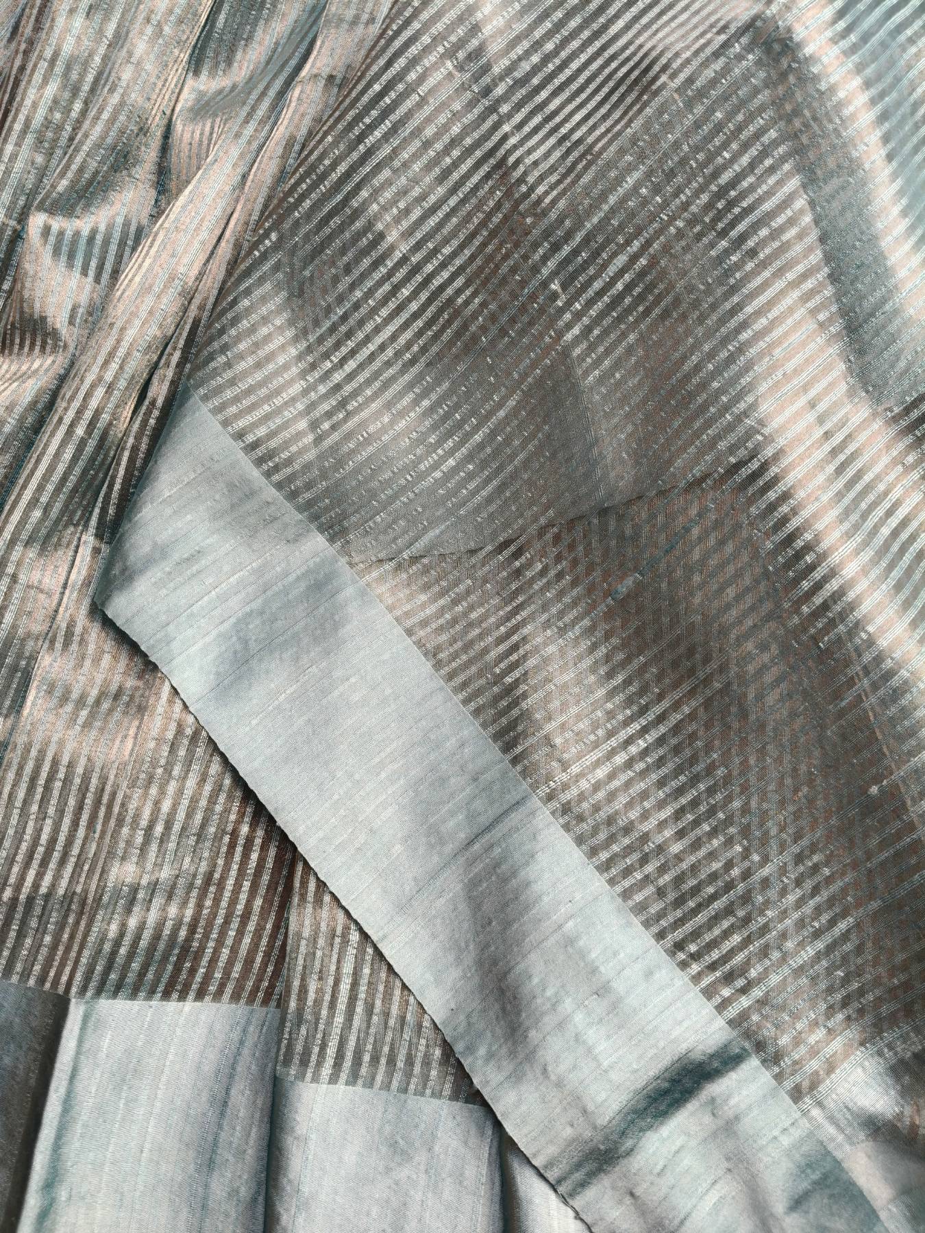 GREYISH BLUE ORGANZA PURE HANDLOOM BANARASI SAREE