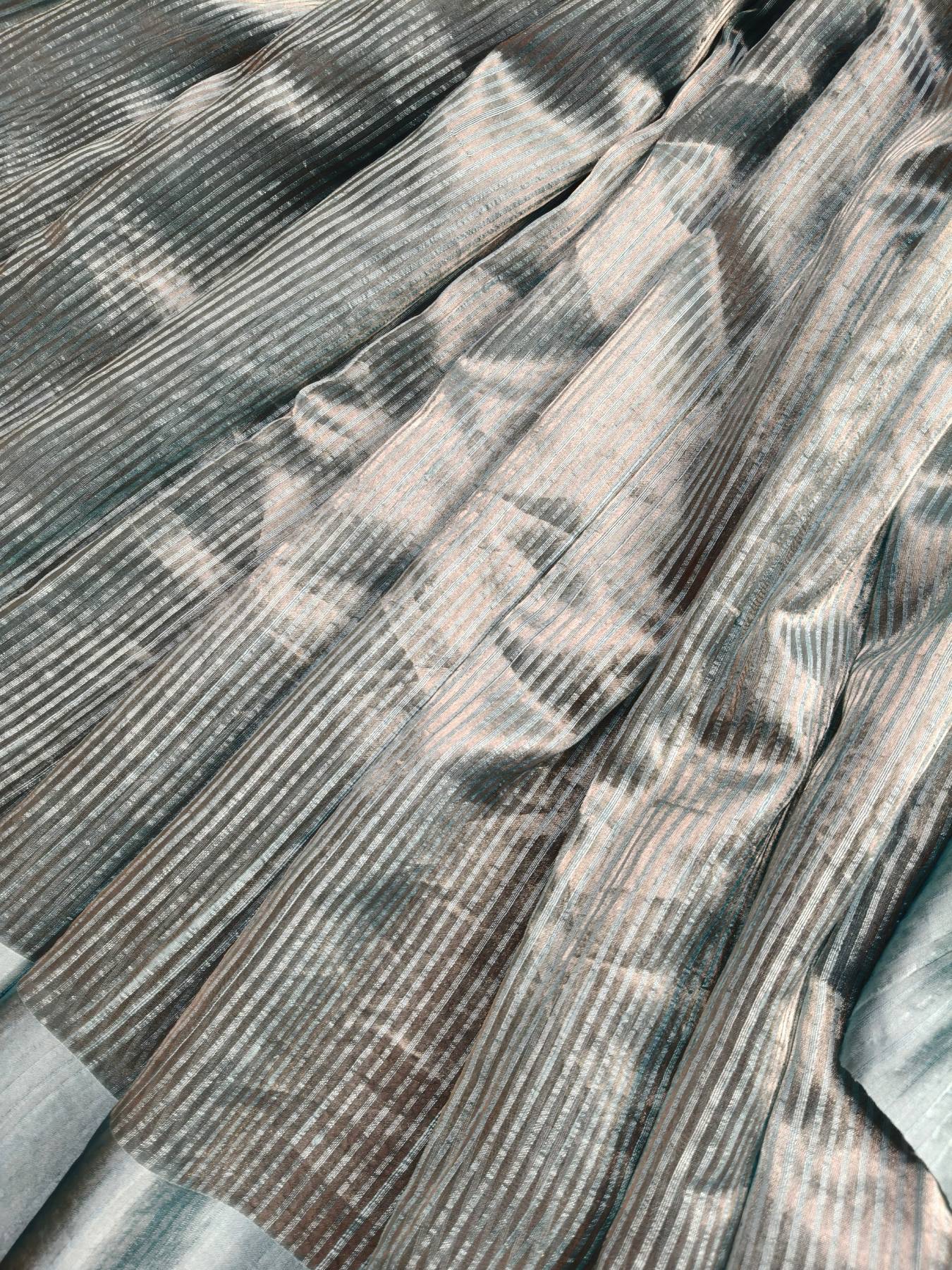 GREYISH BLUE ORGANZA PURE HANDLOOM BANARASI SAREE