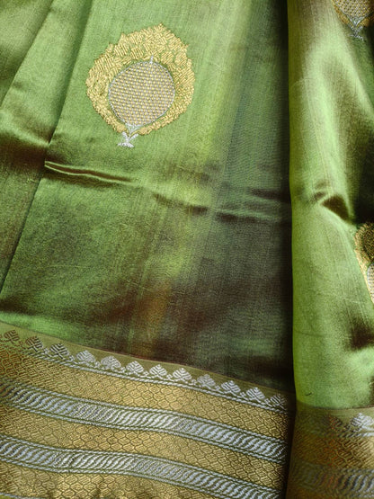 TWO TONE OLIVE GREEN SILK PURE HANDLOOM CHANDERI SAREE