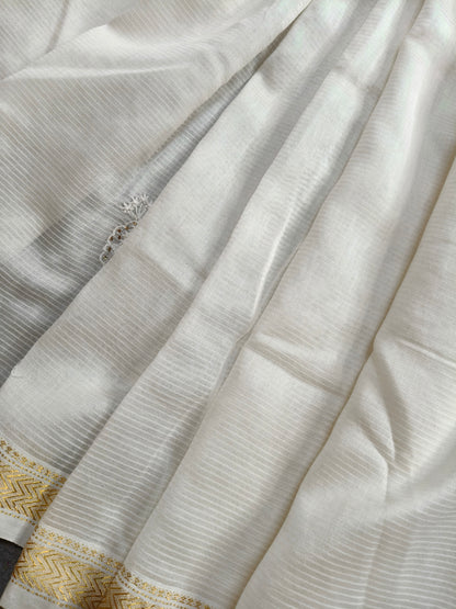 WHITE COTTON PURE HANDLOOM LUCKNOWI EMBROIDERY SAREE