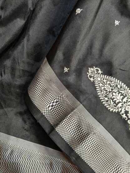 BLACK SILK PURE HANDLOOM PAITHANI SAREE