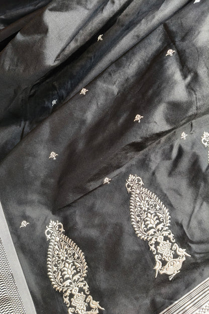 BLACK SILK PURE HANDLOOM PAITHANI SAREE