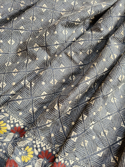 GREY TASSAR SILK PURE HANDLOOM KANTHA SAREE