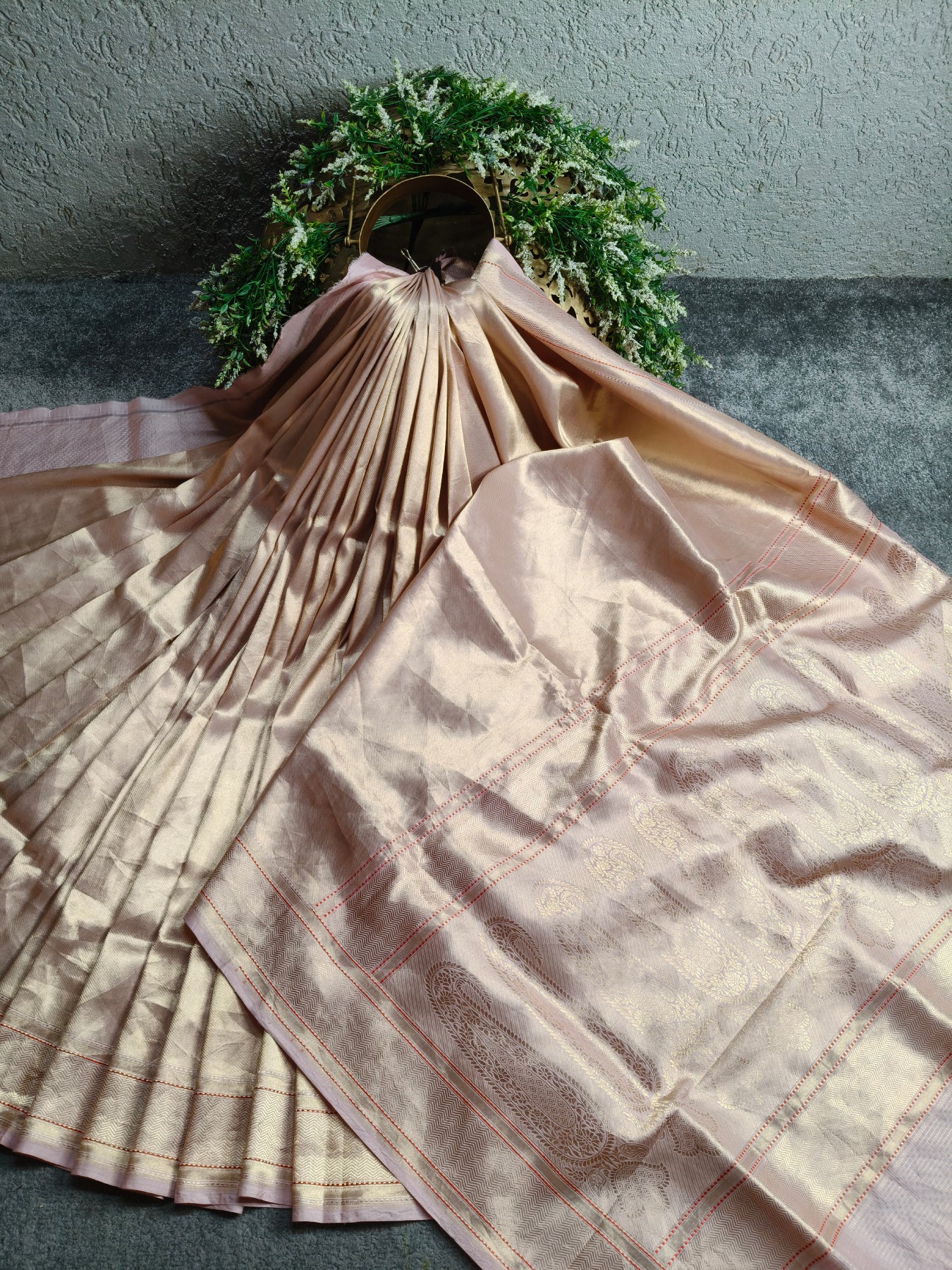 GOLD KATAN TISSUE PURE HANDLOOM BANARASI SAREE