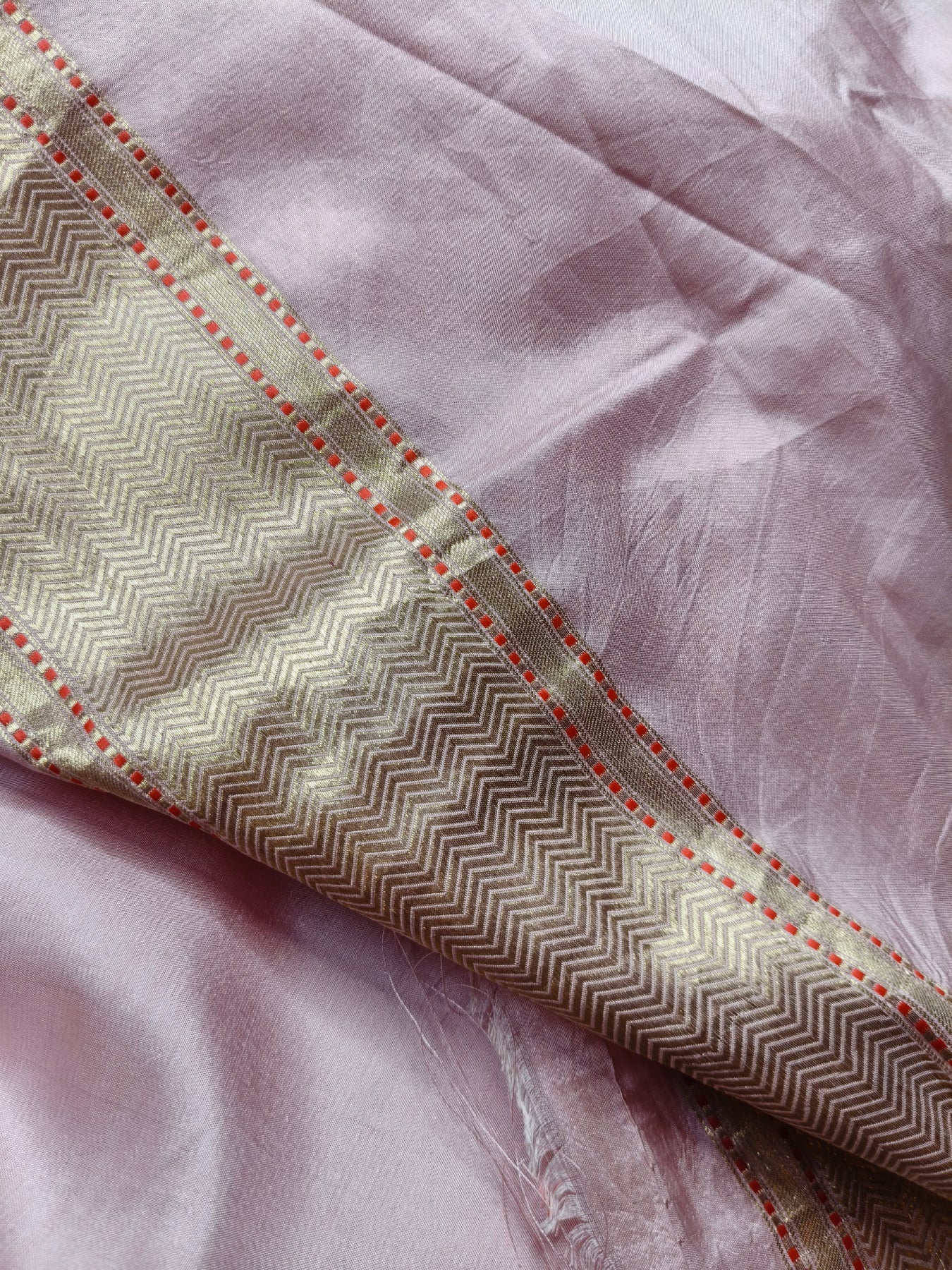 GOLD KATAN TISSUE PURE HANDLOOM BANARASI SAREE