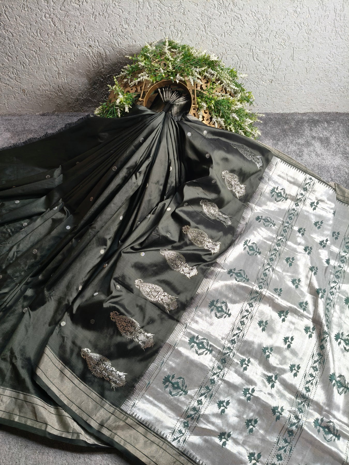 GREY GREEN SILK PURE HANDLOOM PAITHANI SAREE