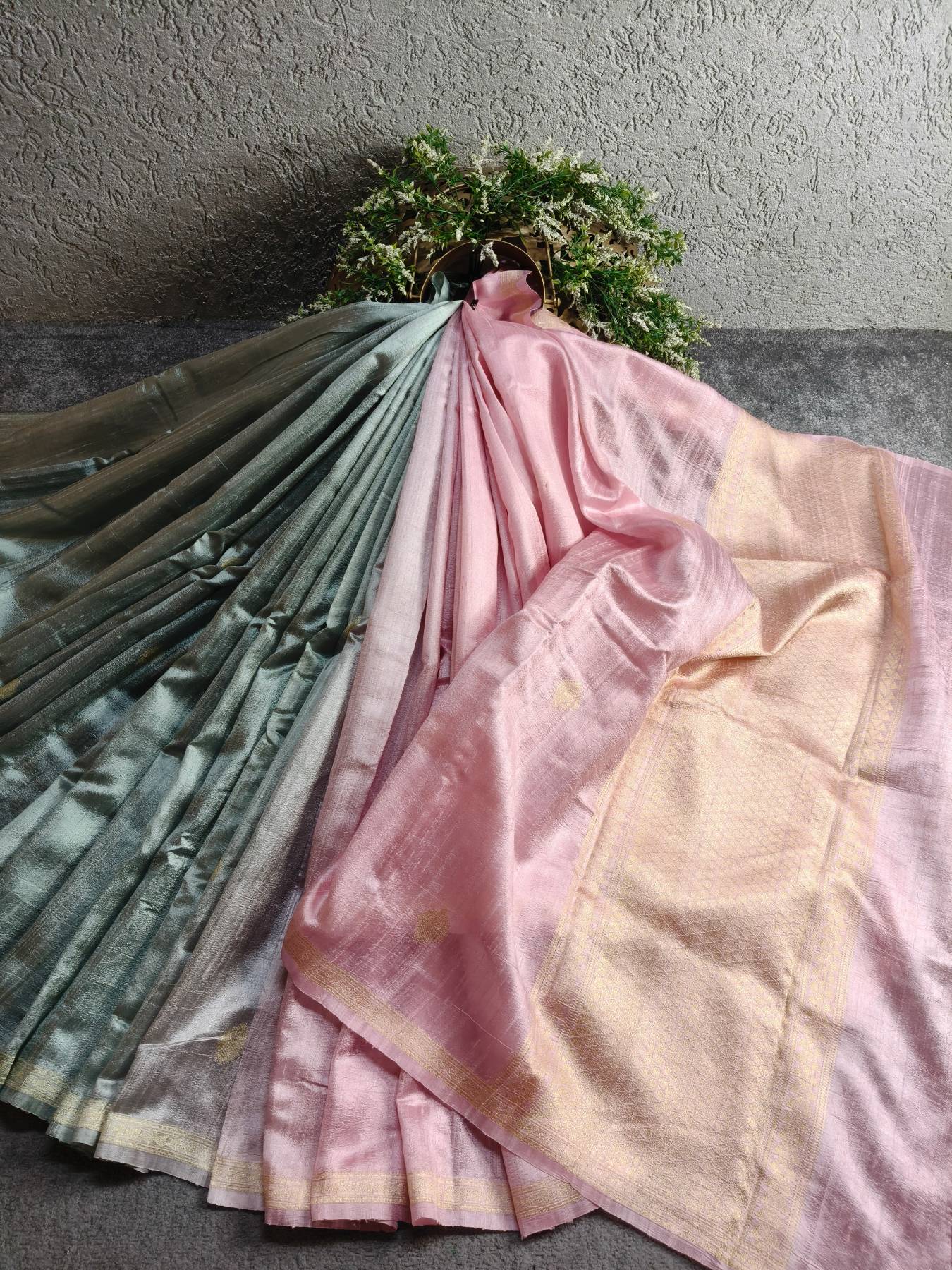 POWDER PINK GREY SHADED DUPION SILK PURE HANDLOOM BANARASI SAREE