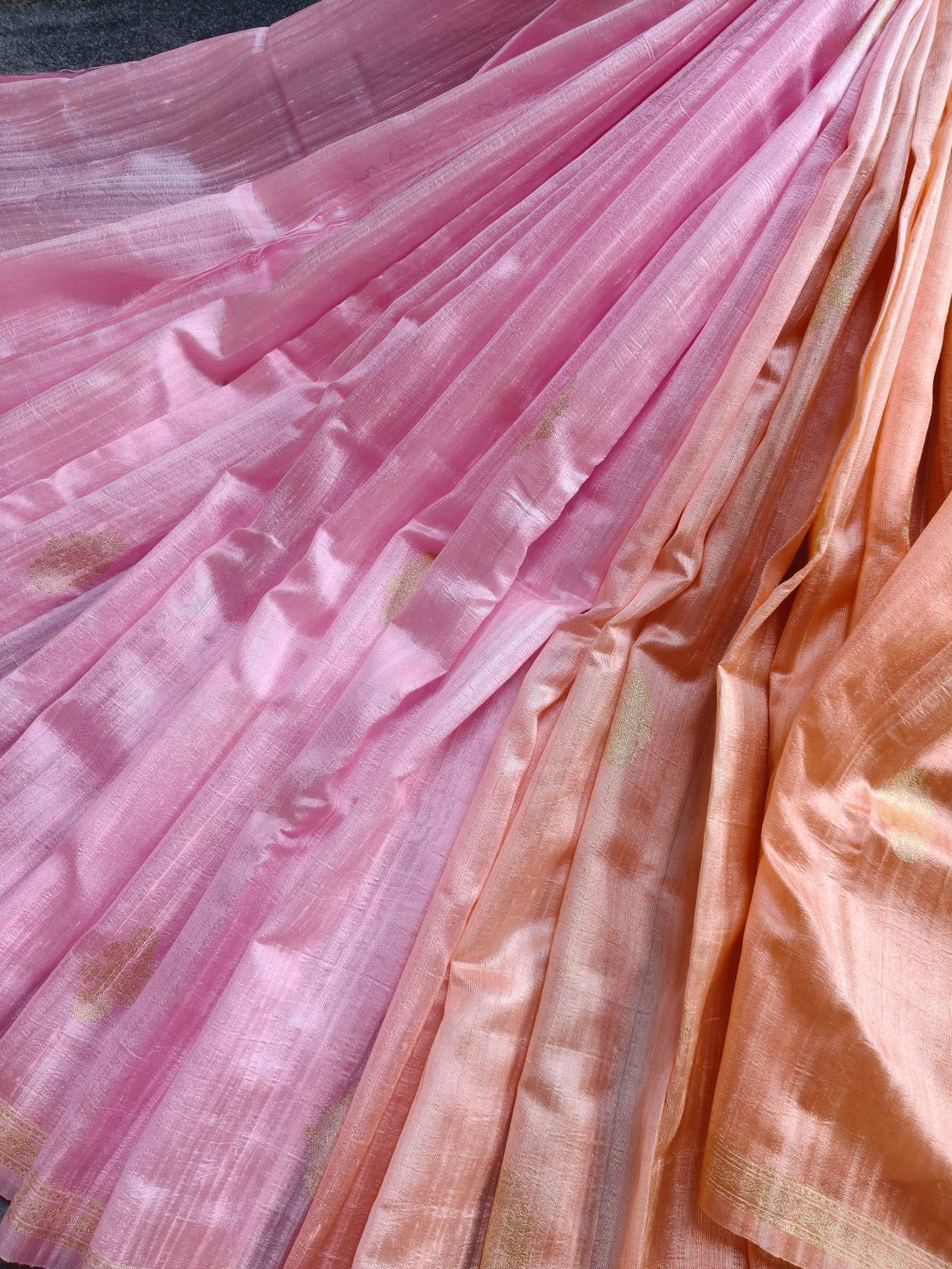 PEACH AND PINK SHADED DUPION SILK PURE HANDLOOM BANARASI SAREE