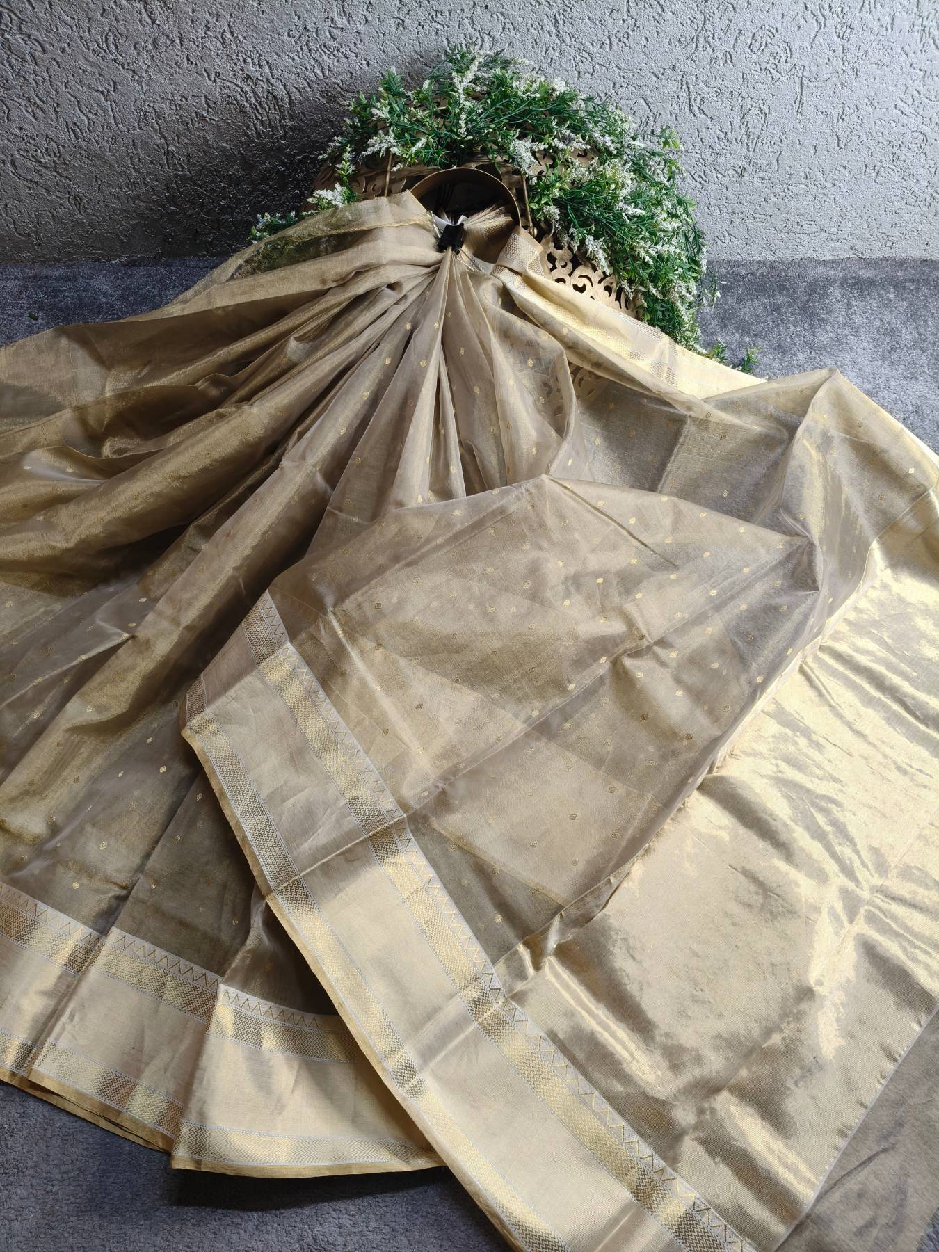 GOLD KATAN TISSUE PURE HANDLOOM CHANDERI SAREE