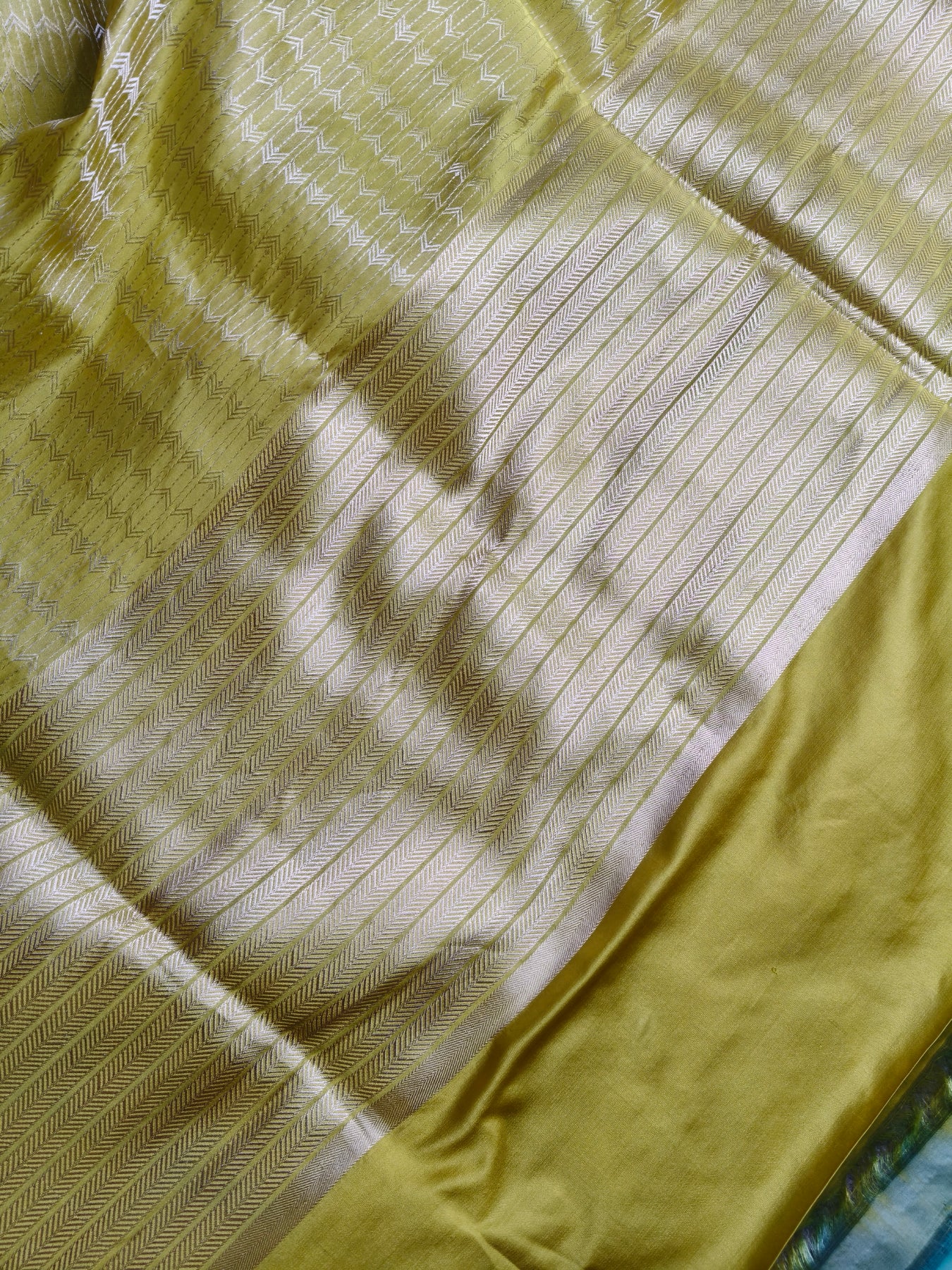 LIME YELLOW SATIN SILK PURE HANDLOOM BANARASI SAREE