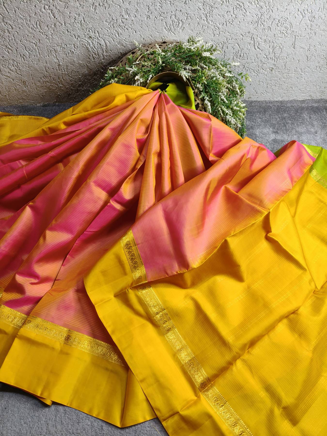CORAL PINK SILK PURE HANDLOOM KANJIVARAM SAREE