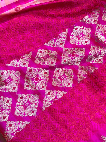 VIBRANT RANI PINK PURE HANDLOOM ASSAMESE SAREE